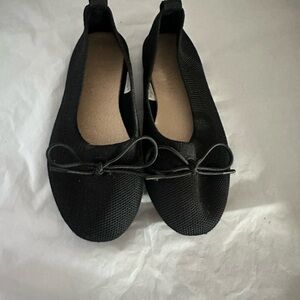Danskin Black Dress Shoes Girls Size 12 Ballet Flats with Bow